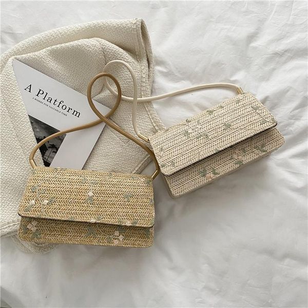 hats, scarves & gloves sets bag female 2021 autumn fashion one shoulder messenger portable versatile ins woven small square, Blue;gray
hats, scarves & gloves sets bag female 2021 autumn fashion one shoulder messenger portable versatile ins woven small square, Blue;gray