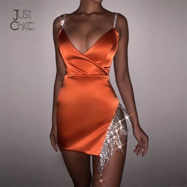 justchicc tassel black glitter dress women spaghetti strap mini dresses female party dress club summer satin vestido 2021, Black;gray
justchicc tassel black glitter dress women spaghetti strap mini dresses female party dress club summer satin vestido 2021, Black;gray