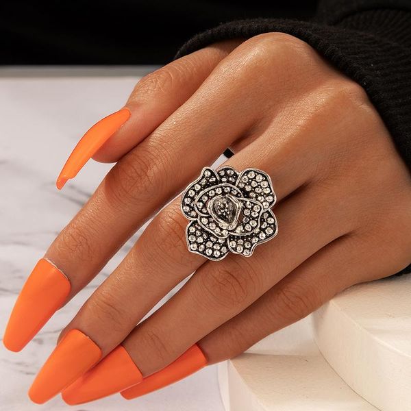 charm big rose flower rings for women bohemia hollow rhinestone finger ring fashion jewelry 17900 wedding, Slivery;golden
charm big rose flower rings for women bohemia hollow rhinestone finger ring fashion jewelry 17900 wedding, Slivery;golden