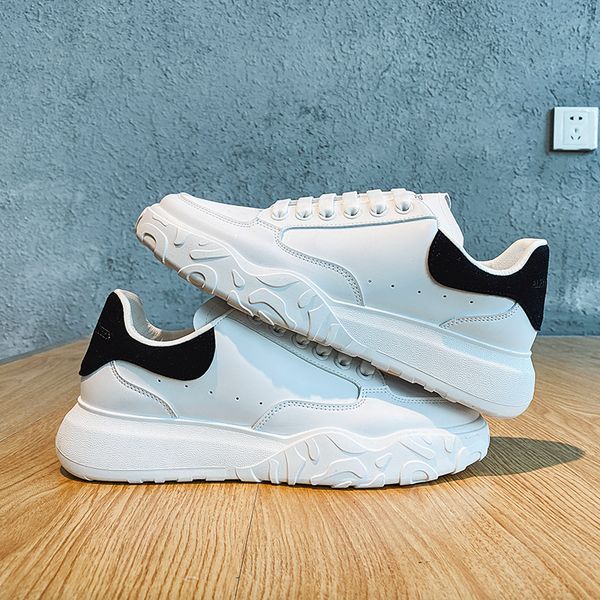 new mens fashion casual shoes lace up joker simple outdoor board shoes breathable lightweight soft bottom flats leisure shoes
new mens fashion casual shoes lace up joker simple outdoor board shoes breathable lightweight soft bottom flats leisure shoes