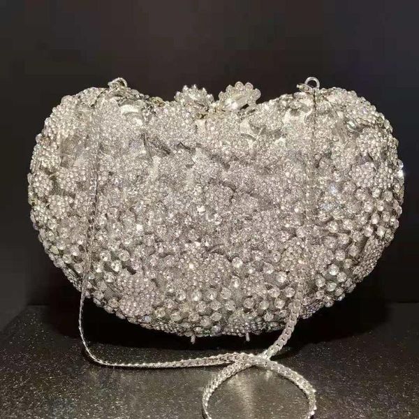 evening bags female silver color crystal clutch purse for wedding fashion women diamond handbag rhinestone party bridal clutches
evening bags female silver color crystal clutch purse for wedding fashion women diamond handbag rhinestone party bridal clutches