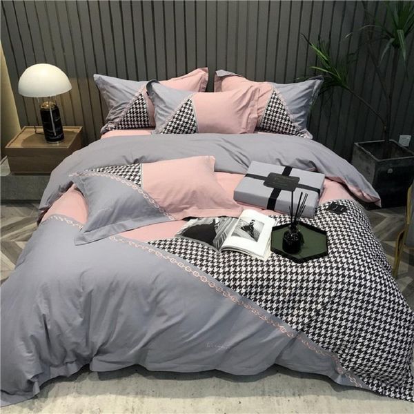 bedding sets queenbed 4pcs set high-end autumn and winter 100 brushed pure cotton home textile luxury nordic contrast color bed linen
bedding sets queenbed 4pcs set high-end autumn and winter 100 brushed pure cotton home textile luxury nordic contrast color bed linen