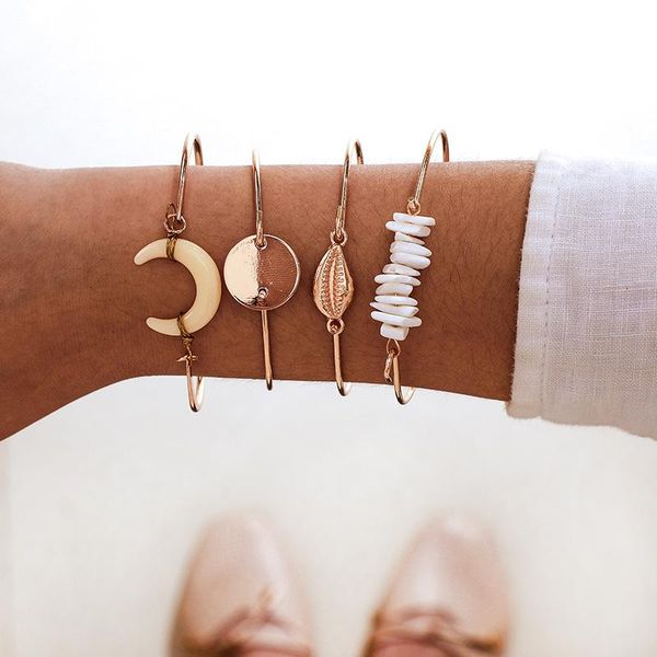 charm gold shell bracelets set moon coin horns chain cowrie bracelet for women pulseras mujer ocean beach seashell jewelry link,, Black
charm gold shell bracelets set moon coin horns chain cowrie bracelet for women pulseras mujer ocean beach seashell jewelry link,, Black