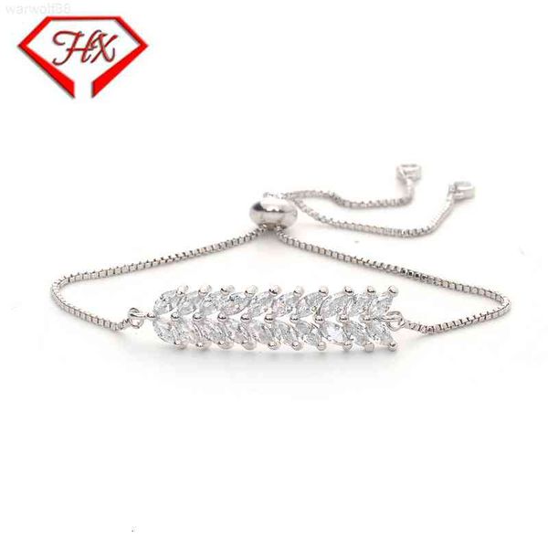 luxury leather zircon women's geometric temperament adjustable designer jewelrymen bracelets, Golden;silver
luxury leather zircon women's geometric temperament adjustable designer jewelrymen bracelets, Golden;silver