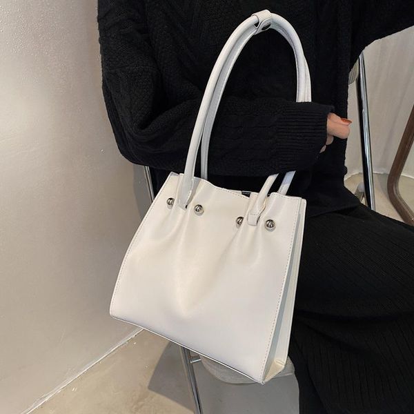 evening bags high capacity women's crossbody bag 2021 fashion simple one shoulder big handbag advanced feeling commuter tote
evening bags high capacity women's crossbody bag 2021 fashion simple one shoulder big handbag advanced feeling commuter tote
