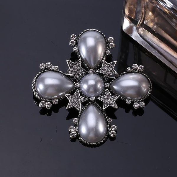 pins, brooches luxury fashion for women's clothing gift girl friend accessories jewelry, Gray
pins, brooches luxury fashion for women's clothing gift girl friend accessories jewelry, Gray