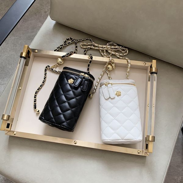 messenger bagsmessenger design 2021 lingge chain korean fashion women's mobile phone bag
messenger bagsmessenger design 2021 lingge chain korean fashion women's mobile phone bag