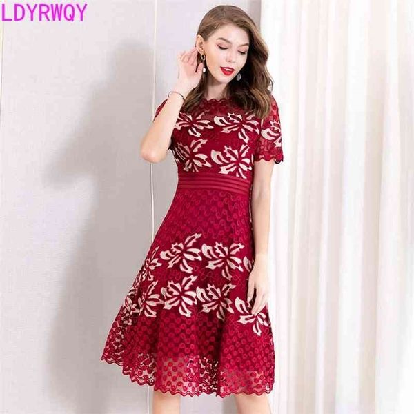 spring and summer heavy work embroidery short-sleeved waist fashion temperament big swing dress women 210416, Black;gray
spring and summer heavy work embroidery short-sleeved waist fashion temperament big swing dress women 210416, Black;gray
