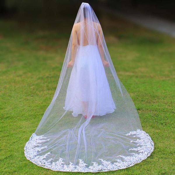 bridal veils real pos sparkly sequins lace 3 meters wedding veil with comb one layer m white ivory velo 2021, Black
bridal veils real pos sparkly sequins lace 3 meters wedding veil with comb one layer m white ivory velo 2021, Black