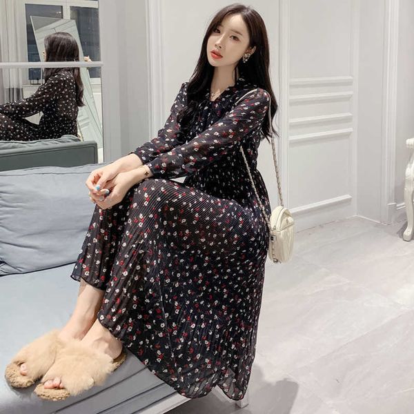 casual dresses french small floral dress women's spring bow pleated platycodon temperament waist chiffon long skirt 32ye, Black;gray
casual dresses french small floral dress women's spring bow pleated platycodon temperament waist chiffon long skirt 32ye, Black;gray