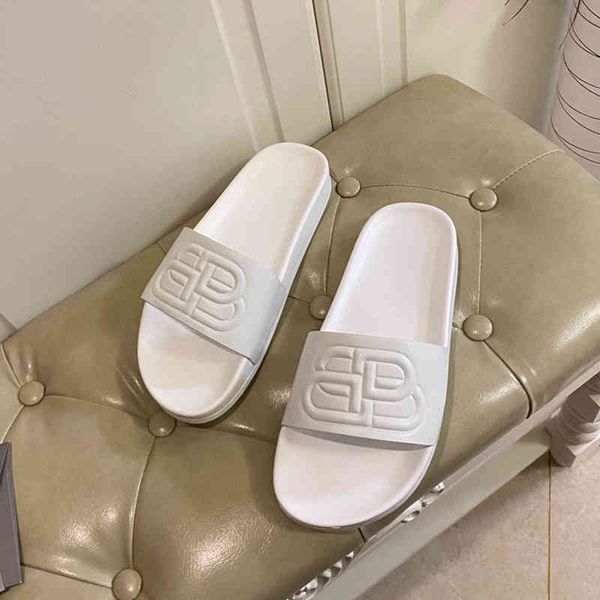 summer new cool slippers men's ins super fire shoes men's and women's lovers' one line slippers men's leather wear, Black
summer new cool slippers men's ins super fire shoes men's and women's lovers' one line slippers men's leather wear, Black
