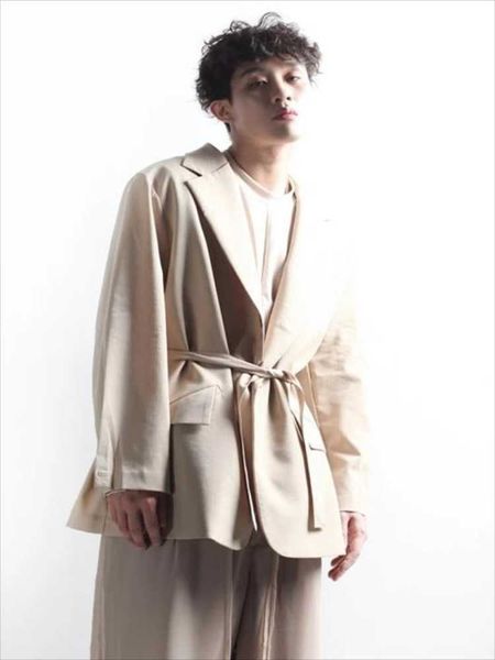 men's suits & blazers suit coat spring and autumn korean fashion hairstylist style belt decoration leisure loose large size, White;black
men's suits & blazers suit coat spring and autumn korean fashion hairstylist style belt decoration leisure loose large size, White;black