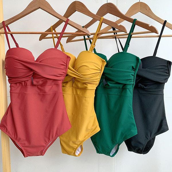 korea cute swimwear women one piece swimsuit 2021 summer halter push up onepiece swimming suit for bathing swim two-piece suits
korea cute swimwear women one piece swimsuit 2021 summer halter push up onepiece swimming suit for bathing swim two-piece suits