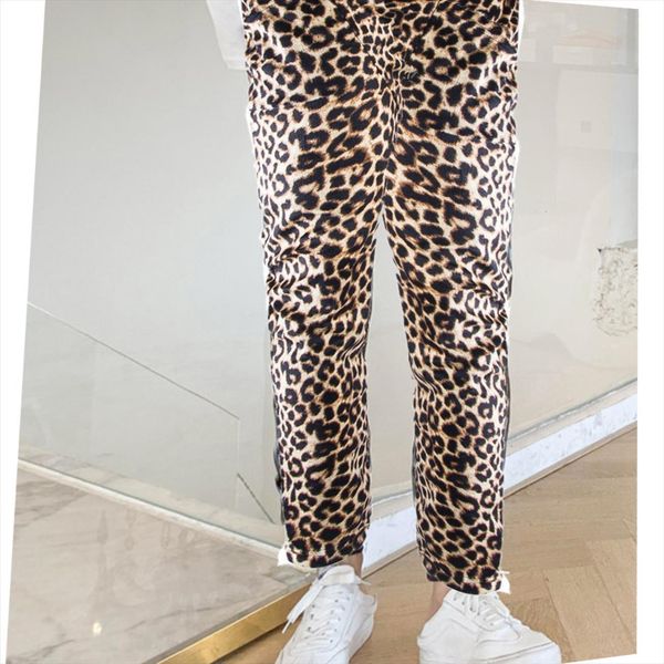 plus size oversized hip women pant hop pencil leopard printed streetwear japanese men trouser tracksuit casual skinny bandage bottom, Black
plus size oversized hip women pant hop pencil leopard printed streetwear japanese men trouser tracksuit casual skinny bandage bottom, Black
