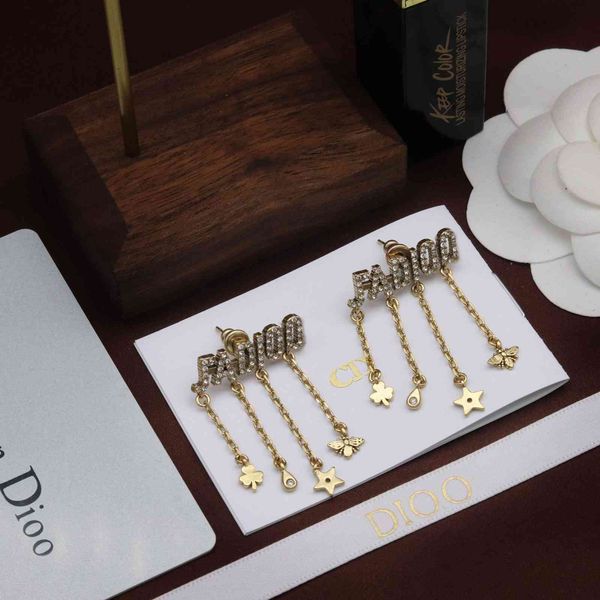design jewelry earrings 2021 new letter women's net red diamond tassel earrings, Silver
design jewelry earrings 2021 new letter women's net red diamond tassel earrings, Silver