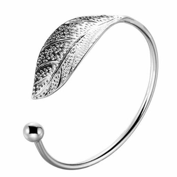 bangle sweet elegant leaves open bracelet for women couples vintage party fashion jewelry m6133, Black
bangle sweet elegant leaves open bracelet for women couples vintage party fashion jewelry m6133, Black
