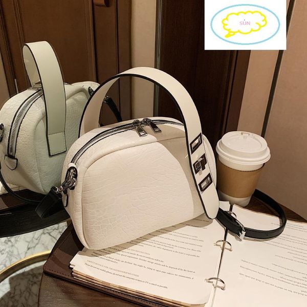 evening bags 2021 personality lock handbag designer tote for women white crossbody bag ladies double zipper small shoulder
evening bags 2021 personality lock handbag designer tote for women white crossbody bag ladies double zipper small shoulder