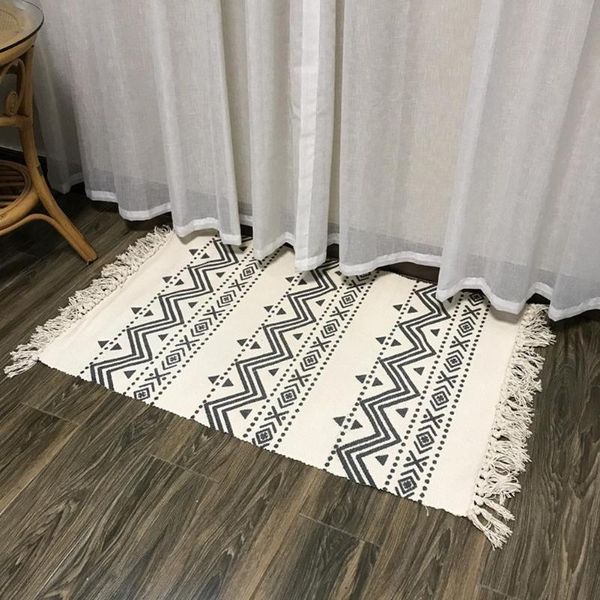 cushion/decorative pillow cotton tassel home weave carpets welcome foot pad bedroom study room floor rugs prayer mattress
cushion/decorative pillow cotton tassel home weave carpets welcome foot pad bedroom study room floor rugs prayer mattress