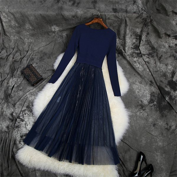 fashion designer autumn winter woman's dress elegant crocheted shreds midi tulle party women's dresses, Black;gray
fashion designer autumn winter woman's dress elegant crocheted shreds midi tulle party women's dresses, Black;gray