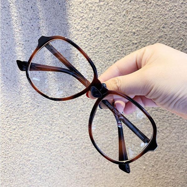 fashion sunglasses frames vintage clear glasses frame for women 2021 reading mirror square eyeglasses female retro shades transparent men de, Black
fashion sunglasses frames vintage clear glasses frame for women 2021 reading mirror square eyeglasses female retro shades transparent men de, Black