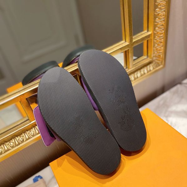leather shoes designer flat indoor and outdoor man woman slipper casual hook loop sandals, Black
leather shoes designer flat indoor and outdoor man woman slipper casual hook loop sandals, Black