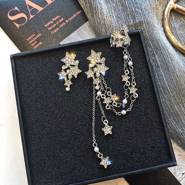 925 silver needle ear clip integrated with diamond five pointed star fashion exaggeration creative new asymmetric earrings
925 silver needle ear clip integrated with diamond five pointed star fashion exaggeration creative new asymmetric earrings