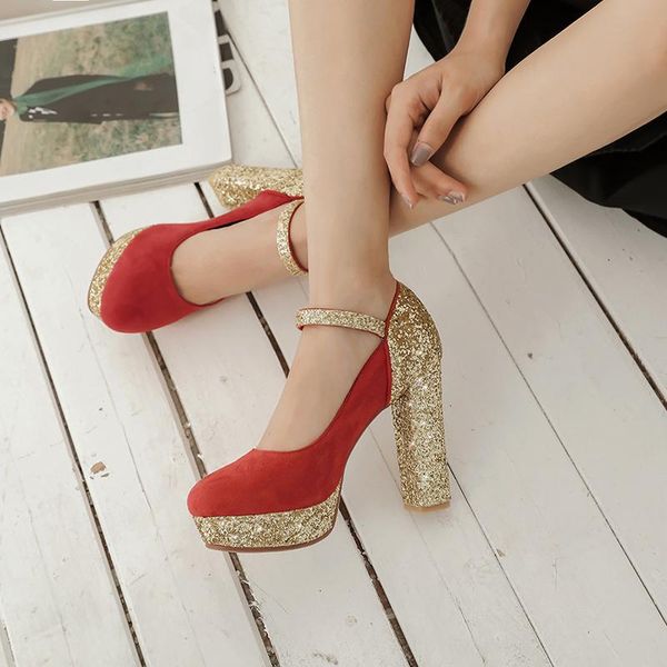 dress shoes 2021 large size 34-43 bling upper pumps women high heels party wedding bride woman, Black
dress shoes 2021 large size 34-43 bling upper pumps women high heels party wedding bride woman, Black