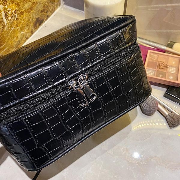 cosmetic bags & cases women pu leather travel handbag organizer makeup bag wash make up elegant beauticians cosmetics case
cosmetic bags & cases women pu leather travel handbag organizer makeup bag wash make up elegant beauticians cosmetics case