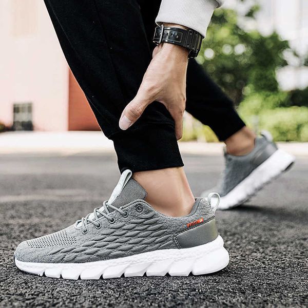men runing shoes sports coconut large men's shoes sports shoes running flying woven breathable casual shoe
men runing shoes sports coconut large men's shoes sports shoes running flying woven breathable casual shoe