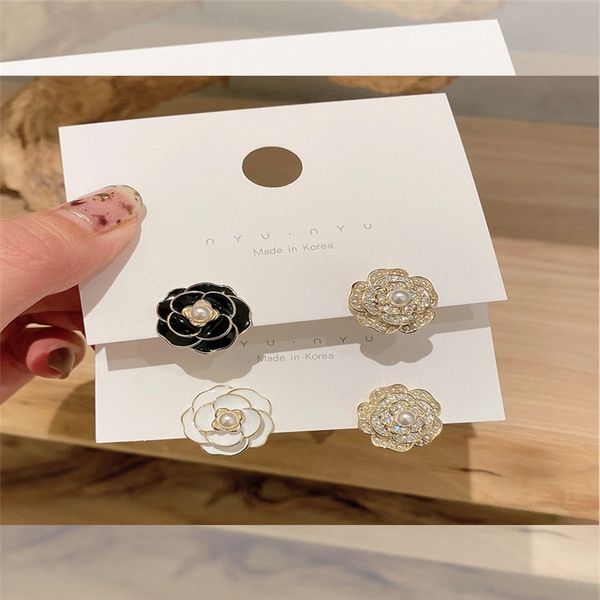 xeey korean high-grade feeling french xiaoxiangshan camellia net red temperament silver stud needle 2021earrings and earrings, Golden;silver
xeey korean high-grade feeling french xiaoxiangshan camellia net red temperament silver stud needle 2021earrings and earrings, Golden;silver