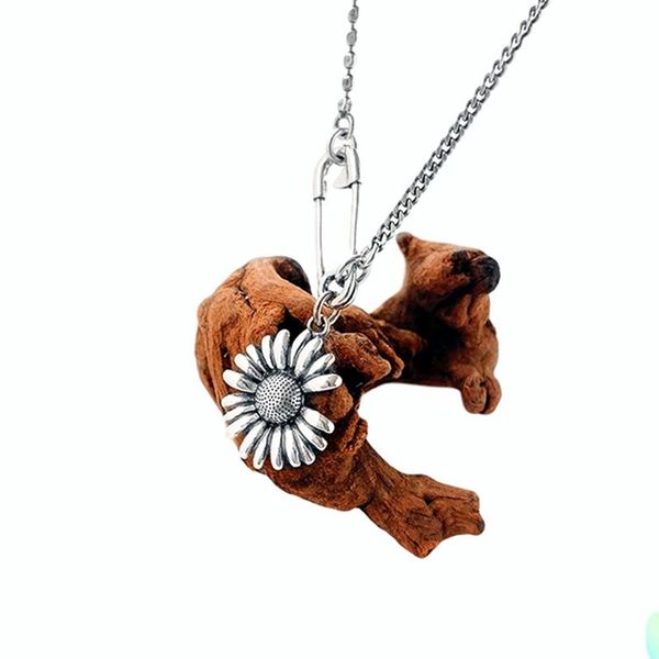 chains paper clip-shaped gold little daisy lady necklace pendant charm thai silver craft daily banquet party jewelry accessories
chains paper clip-shaped gold little daisy lady necklace pendant charm thai silver craft daily banquet party jewelry accessories