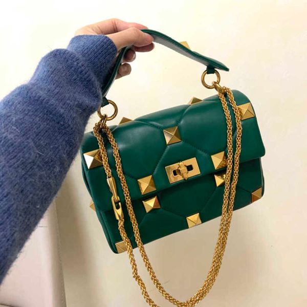 7a+designers the new series women bags 0188 all sheepskin inside and out vintage brass metal rivets interior zipper pocket fashion atmospher
7a+designers the new series women bags 0188 all sheepskin inside and out vintage brass metal rivets interior zipper pocket fashion atmospher