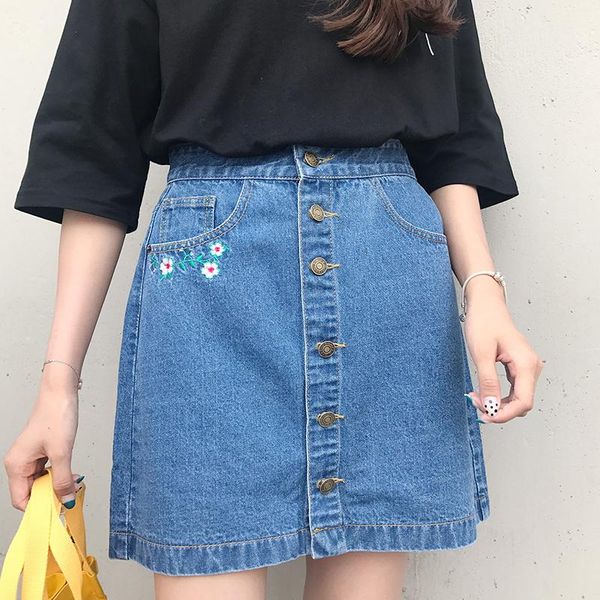 skirts 2021 summer cute college wind high waist button line flower embroidered a-line female denim, Black
skirts 2021 summer cute college wind high waist button line flower embroidered a-line female denim, Black