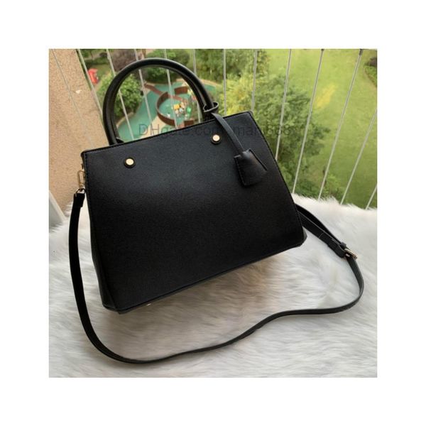 luxury designer bag purse women hand brand letter embossed leather shoulder crossbody
luxury designer bag purse women hand brand letter embossed leather shoulder crossbody