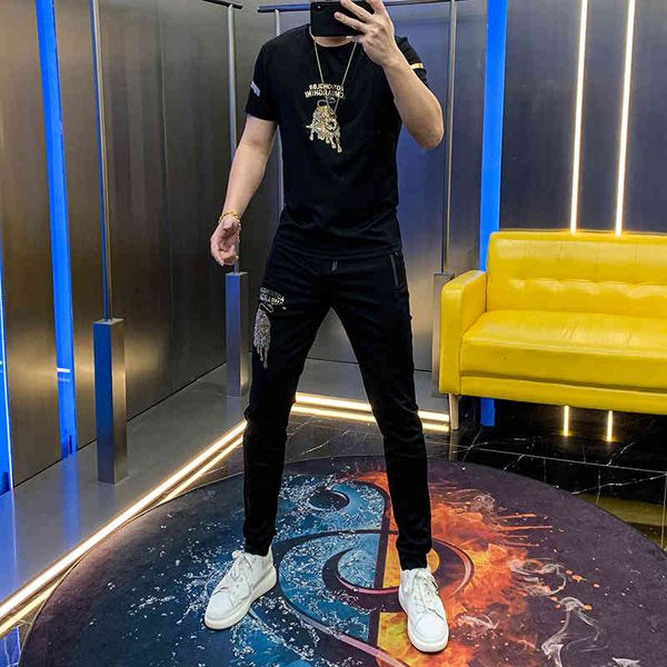 hoodies summer custom male gold cattle leisure suit drill thin short t-shirt pants two pieces together, Black
hoodies summer custom male gold cattle leisure suit drill thin short t-shirt pants two pieces together, Black