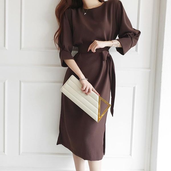 casual dresses spring autumn elegant simple office women midi dress solid color three-quarter sleeve loose lace-up slit female vestidos, Black;gray
casual dresses spring autumn elegant simple office women midi dress solid color three-quarter sleeve loose lace-up slit female vestidos, Black;gray