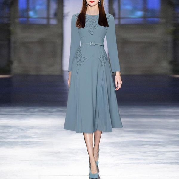 casual dresses rosyroozy 2022 fashion o-neck collar long sleeve embroidery slim midi dress spring summer women vestidos robe fem, Black;gray
casual dresses rosyroozy 2022 fashion o-neck collar long sleeve embroidery slim midi dress spring summer women vestidos robe fem, Black;gray
