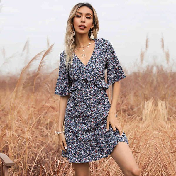 2021 summer new short floral dress women v neck flare sleeve high waist print ladies ruffles hollow out backless dresses, Black;gray
2021 summer new short floral dress women v neck flare sleeve high waist print ladies ruffles hollow out backless dresses, Black;gray