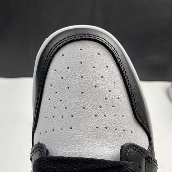(boxed) men's jumpman 1 basketball shoes and women's black white god powder outdoor casual sportsgy68
(boxed) men's jumpman 1 basketball shoes and women's black white god powder outdoor casual sportsgy68