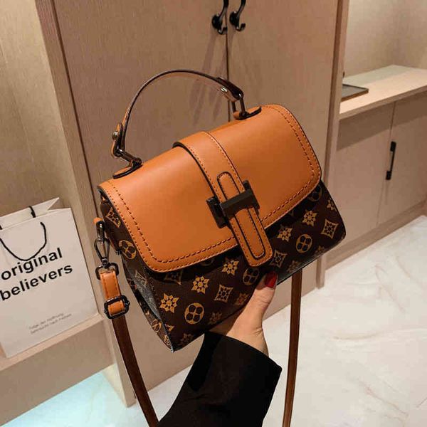 2022 factory wholesale small korean version versatile shoulder ins fashion hand large capacity messenger bag female
2022 factory wholesale small korean version versatile shoulder ins fashion hand large capacity messenger bag female