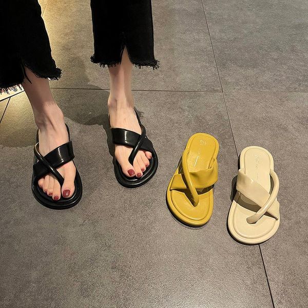 slippers women designer fashion clip toe female platform slides beach shoes black/white mixed color thick bottom flip flops
slippers women designer fashion clip toe female platform slides beach shoes black/white mixed color thick bottom flip flops