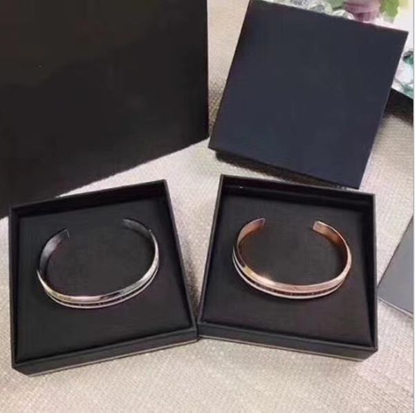 letter printing bracelet ceramic bracelet wedding titanium steel bracelet elegant shape oval bracelets jewelry supply w305, Black
letter printing bracelet ceramic bracelet wedding titanium steel bracelet elegant shape oval bracelets jewelry supply w305, Black