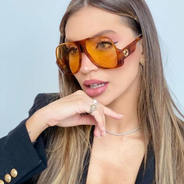 sunglasses vintage oversized irregular designer for women leopard print sun glasses elegant one peice big shades, White;black
sunglasses vintage oversized irregular designer for women leopard print sun glasses elegant one peice big shades, White;black