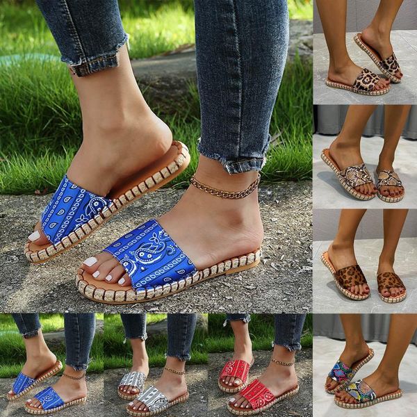 sandals women's fashion printed one-floor tow rope flat-bottom for ladies 2021 large size slippers, Black
sandals women's fashion printed one-floor tow rope flat-bottom for ladies 2021 large size slippers, Black