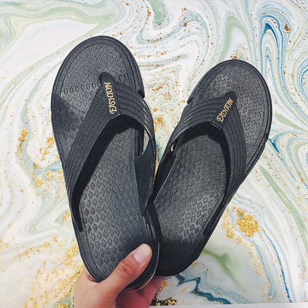 slippers surom 2021 summer flip-flops fashion wild sandals men's breathable comfortable casual beach shoes non-slip, Black
slippers surom 2021 summer flip-flops fashion wild sandals men's breathable comfortable casual beach shoes non-slip, Black
