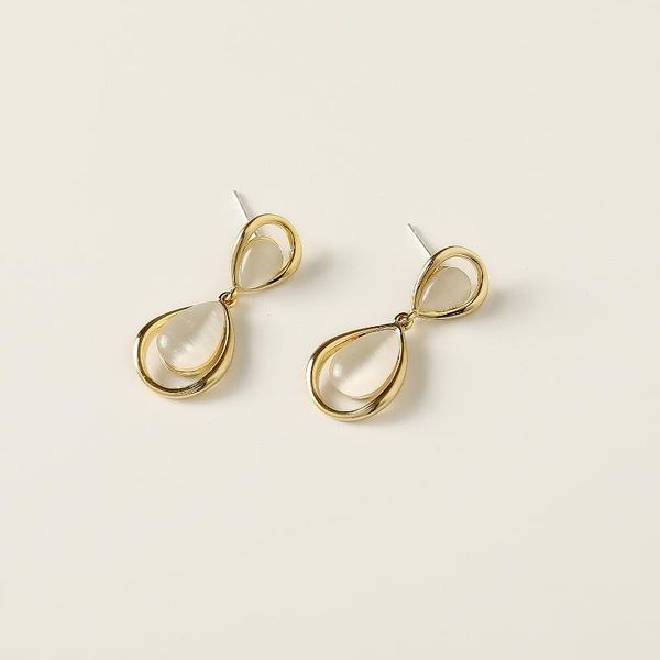 stud 2021 summer fashion drop cymophane earrings advanced sense design exquisite elegant temperament jewelry for women hyacinth, Golden;silver
stud 2021 summer fashion drop cymophane earrings advanced sense design exquisite elegant temperament jewelry for women hyacinth, Golden;silver