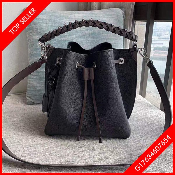 genuine leather cross body bag lady wallet classic purse female shoulder handbags fashion canvas handbag with box
genuine leather cross body bag lady wallet classic purse female shoulder handbags fashion canvas handbag with box