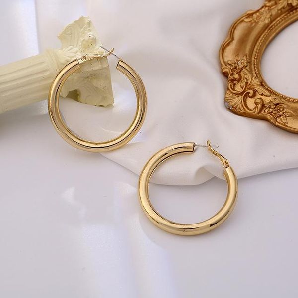 hoop & huggie gold large circle small earrings geometric gloss metal korean women's fashion statement 2021trend jewelry, Golden;silver
hoop & huggie gold large circle small earrings geometric gloss metal korean women's fashion statement 2021trend jewelry, Golden;silver