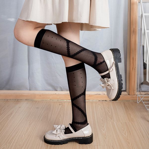 lovely girl lolita soft sister bow cross tie jk middle tube silk stockings, Red;black
lovely girl lolita soft sister bow cross tie jk middle tube silk stockings, Red;black