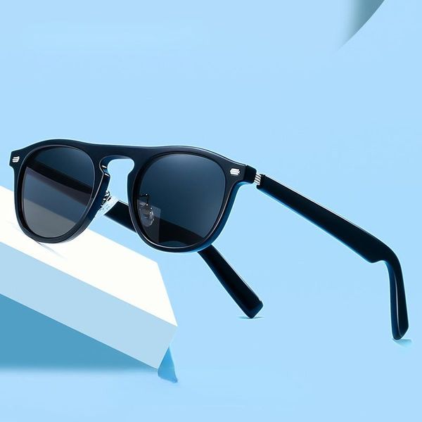 sunglasses 2021 trend round small frame nylon lens tr90 glasses unisex, White;black
sunglasses 2021 trend round small frame nylon lens tr90 glasses unisex, White;black